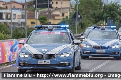 Bmw 320 Touring F31 III restyle
Polizia di Stato
Polizia Stradale
in scorta al Giro d'Italia 2019
POLIZIA M3622
Parole chiave: Bmw 320_Touring_F31_IIIrestyle POLIZIAM3622