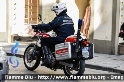 Bmw GS 650
323 - Polizia Municipale Firenze
Parole chiave: Bmw GS_650