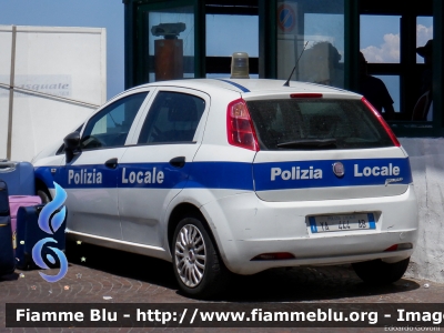 Fiat Grande Punto
Polizia Municipale Capri (NA)
POLIZIA LOCALE YA 444 AB
Parole chiave: Fiat Grande_Punto POLIZIALOCALEYA444AB