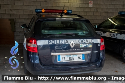 Renault Laguna Grandtour II serie
Polizia Locale Venezia
Codice Mezzo: 50
POLIZIA LOCALE YA 002 AG
Parole chiave: Renault Laguna_Grandtour_IIserie POLIZIALOCALEYA002AG