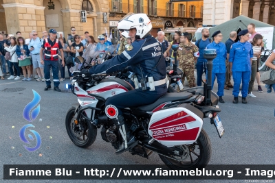 Yamaha TDM 900
31-Polizia Municipale Pisa
Allestita Bertazzoni
POLIZIA LOCALE YA 00861
Parole chiave: Yamaha TDM_900 POLIZIALOCALEYA00861