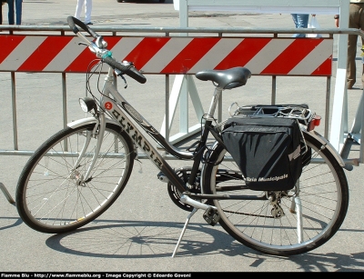 Bicicletta
Polizia Municipale Pisa
Parole chiave: Bicicletta