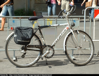 Bicicletta
Polizia Municipale Pisa
Parole chiave: Bicicletta PM_Pisa