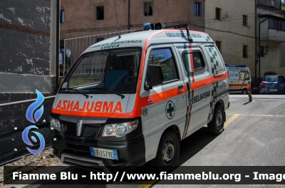 Piaggio Porter II serie
Pubblica Assistenza Croce Verde Lucca (LU)
Sezione Garfagnana
Allestita Alessi & Becagli
Parole chiave: Piaggio Porter_IIserie Ambulanza