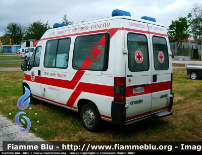 Citroen Jumper I serie
CRI
Comitato Locale Tarcento (UD)
ambulanza allestita da Mariani e F.lli
Parole chiave: Citroen Jumper_Iserie Croce_Rossa CRI 15609 Tarcento Mariani_F.lli