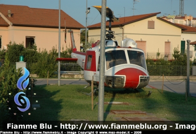 Agusta Bell AB204
Vigili del Fuoco
In esposizione permanente
alla Caserma dei VF di Pistoia
Parole chiave: Agusta_Bell_AB204 VF_Pistoia Elicottero
