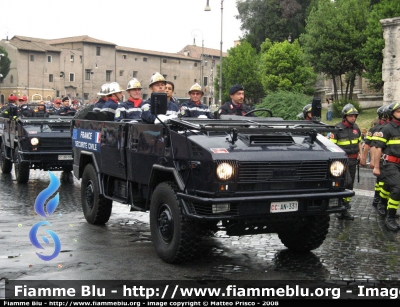 Iveco VM90
Carabinieri
CC AN 331
protezione civile Francia
Parole chiave: Iveco Vm90 CCAN331 Festa_della_Repubblica_2008