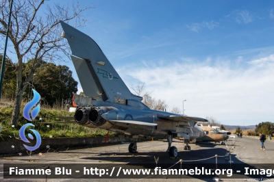 Panavia Tornado ADV
Aeronautica Militare Italiana
Museo Storico
Vigna di Valle (Rm)
12-1
Parole chiave: Panavia Tornado_ADV 12-1