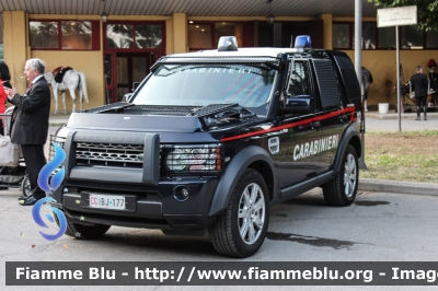 Land Rover Discovery 4
Carabinieri
VIII Battaglione "Lazio"
CC BJ 177
Parole chiave: Land_Rover Discovery_4 CCBJ177