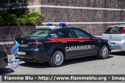Alfa Romeo 159
Carabinieri
CC CQ 533
Parole chiave: Alfa_Romeo 159 CCCQ533