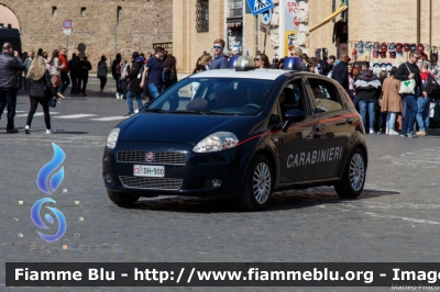 Fiat Grande Punto
Carabinieri
CC DH 900
Parole chiave: Fiat Grande_Punto CCDH900