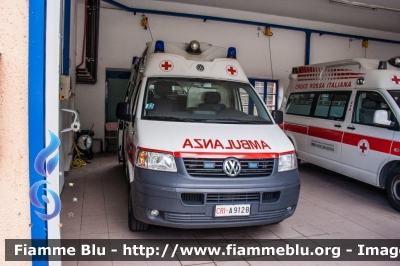 Volkswagen Transporter T5
Croce Rossa Italiana
Comitato Locale di Dimaro (TN)
allestita EDM
CRI A 912 B
Parole chiave: Volkswagen Transporter_T5 Ambulanza CRIA912B