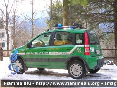Fiat Nuova Panda 4x4 Climbing
Corpo Forestale dello Stato
Direzione Generale per la Protezione della Natura
Parco Nazionale delle Foreste Casentinesi
CFS 805 AE
Parole chiave: Fiat Nuova_Panda_4x4_Climbing CFS805AE
