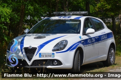 Alfa-Romeo Nuova Giulietta
Polizia Locale
Polizia del Delta
Allestimento Bertazzoni
POLIZIA LOCALE YA 669 AF
Parole chiave: Alfa-Romeo Nuova_Giulietta POLIZIALOCALEYA669AF