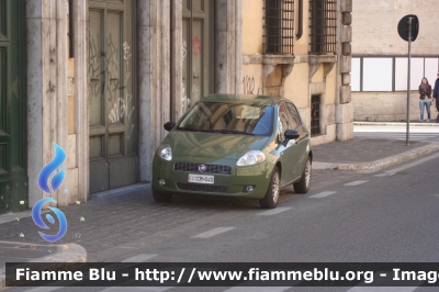 Fiat Grande Punto
Esercito Italiano
EI CM040
Parole chiave: Fiat Grande_Punto EICM040