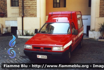 Fiat Fiorino II serie
Vigili del Fuoco
Comando Provinciale di Roma
Distaccamento Roma Ostiense
VF 20926
Parole chiave: Fiat Fiorino_IIserie VF20926