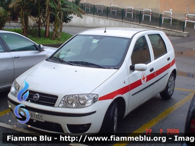 Fiat Punto III serie
Croce Rossa Italiana
Comitato Provinciale di Roma
CRI A135C
Parole chiave: Fiat Punto_III_serie CRIA135C