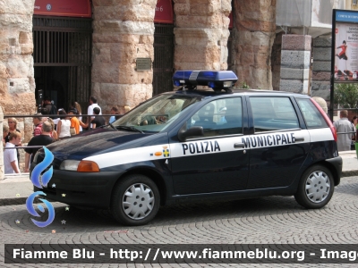 Fiat Punto I serie
Polizia Locale Verona
Parole chiave: Fiat Punto_Iserie