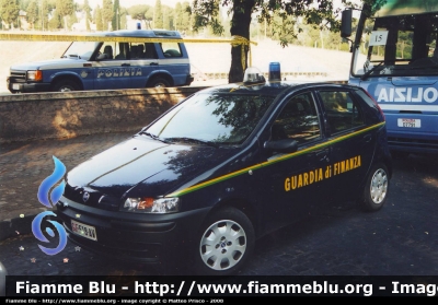 Fiat Punto II serie
Guardia di Finanza
GdiF 518 AW
Parole chiave: fiat punto_IIserie gdif518aw