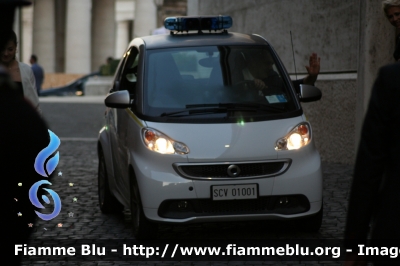 Smart Fortwo Electric Drive III serie
Status Civitatis Vaticanae - Città del Vaticano
Gendarmeria
SCV 01001
Parole chiave: Smart ForTwo_Elettrica SCV01001