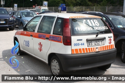 Fiat Punto I serie
A.P.S.S. Trento
118 Trentino Emergenza
005-44
Parole chiave: Fiat Punto_Iserie