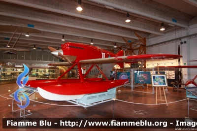 Macchi M.39
Aeronautica Militare Italiana
Museo Storico
Vigna di Valle (Rm)
Parole chiave: Macchi M.39