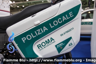 Aprilia Pegaso 650 III serie
Polizia Locale
Provincia di Roma
fotografata al Romamotordays 2019
Parole chiave: Aprilia Pegaso_650_IIIserie