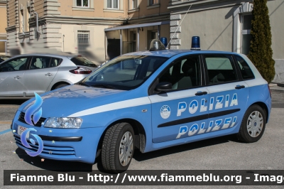 Fiat Stilo II serie
Polizia di Stato
Questura di Bolzano
POLIZIA F1781
Parole chiave: Fiat Stilo_IIserie PoliziaF1781 Civil_Protect_2016