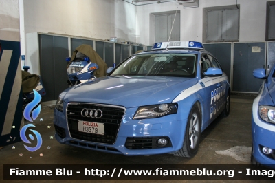 Audi A4 Avant V serie
Polizia di Stato
Questura di Bolzano
Polizia Stradale
POLIZIA H3379
Parole chiave: Audi A4_Avant_Vserie POLIZIAH3379 Civil_Protect_2016