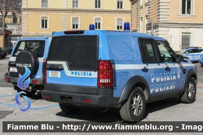 Land Rover Discovery 3
Polizia di Stato
Questura di Bolzano
U.O.P.I. - Unità Operative di Pronto Intervento
Automezzo Ex Reparto Mobile
POLIZIA F5002
Parole chiave: Land_Rover Discovery_3 POLIZIAF5002 Civil_Protect_2016