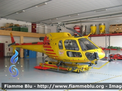 Eurocopter AS 350 B3 Ecureuil
Vigili del Fuoco
Corpo Permante di Trento
Nucleo Elicotteri
I-TNAA
Parole chiave: Eurocopter AS_350_B3_Ecureuil I-TNAA