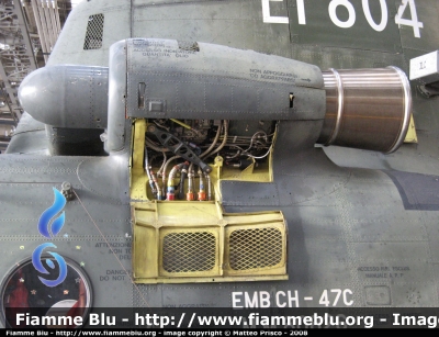 Boeing CH-47 "Chinook"
Esercito Italiano
EI 804
particolare turbina
Parole chiave: boeing ch_47_chinook ei804