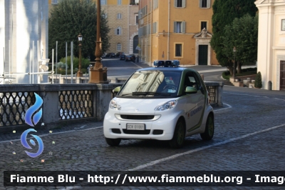 Smart Fortwo Electric Drive II serie 
Status Civitatis Vaticanae - Città del Vaticano
Gendarmeria
SCV 01001
Parole chiave: Smart ForTwo_Elettrica SCV01001