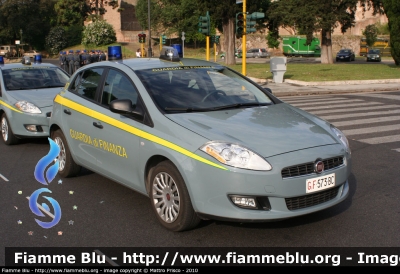 Fiat Nuova Bravo
Guardia di Finanza
GdiF 573 BC
Parole chiave: Fiat nuova_bravo gdif573bc Festa_della_repubblica_2010