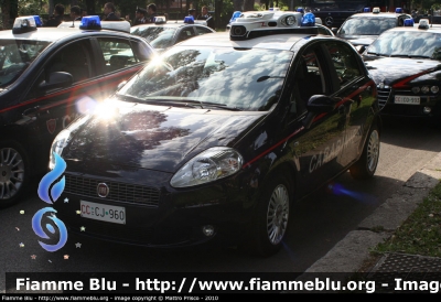 Fiat Grande Punto
Carabinieri
CC CJ 960
Parole chiave: fiat grande_punto cccj960