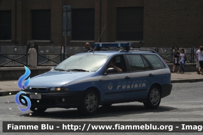 Fiat Marea Weekend II serie
Polizia di Stato
POLIZIA E1371
Parole chiave: Fiat Marea_Weekend_IIserie PoliziaE1371 festa_della_polizia_2011