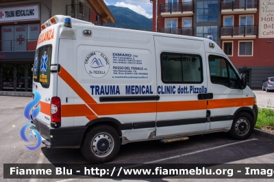 Renault Master III serie
Trauma Medical Clinic Dott. Pizzolla
Dimaro (TN)
P.M.C. allestimenti speciali
Parole chiave: Renault Master_IIIserie