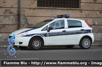 Fiat Grande Punto
Polizia Roma Capitale
Parole chiave: Fiat Grande_Punto
