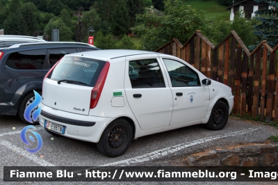 Fiat Punto II serie
Corpo Forestale Provincia di Trento
CF E98 TN
Parole chiave: Fiat PuntoIIserie CFE98TN