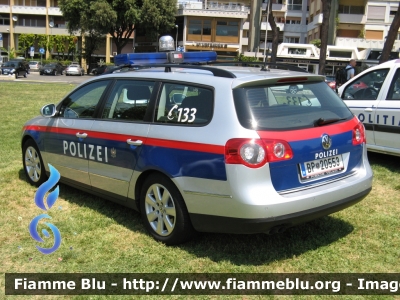 Volkswagen Passat Variant VI serie
Bundespolizei
Polizia di Stato Austria
BP 20553
Parole chiave: Volkswagen Passat_Variant_VIserie BP20553