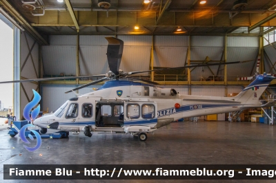Agusta Westland AW139
Polizia di Stato
Servizio Aereo
I Reparto Volo - Roma
PS 108
Parole chiave: Agusta_Westland AW139 PS108