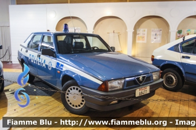 Alfa Romeo 75 II serie
Polizia di Stato
Polizia Stradale
Esemplare esposto presso il Museo delle auto della Polizia di Stato
POLIZIA A8477 
Parole chiave: Alfa_Romeo 75_IIserie POLIZIAA8477