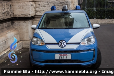 Volkswagen e-up!
Polizia di Stato
Lotto di 4 esemplari in dotazione alla
Questura di Roma
POLIZIA E8318
Parole chiave: Volkswagen e-up! POLIZIAE8318