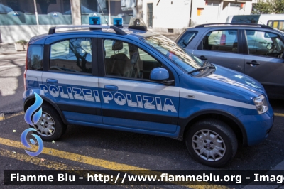 Fiat Nuova Panda 4x4 Climbing I serie
Polizia di Stato
Questura di Bolzano
Polizia Ferroviaria
POLIZIA H3016
Parole chiave: Fiat Nuova_Panda_4x4_Climbing_Iserie POLIZIAH3016