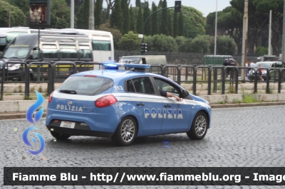Fiat Nuova Bravo
Polizia di Stato
Squadra Volante
POLIZIA H6858
Parole chiave: Fiat Nuova_Bravo POLIZIAH6858