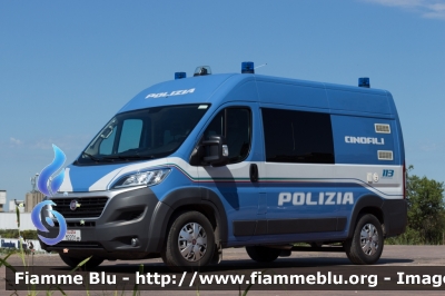 Fiat Ducato X290
Polizia di Stato
Unità Cinofile
POLIZIA M2201
Parole chiave: Fiat Ducato_X290 POLIZIAM2201