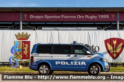 Volkswagen T6.1 Multivan
Polizia di Stato
1° Reparto Mobile - Roma
Allestito Focaccia
POLIZIA M7501
Parole chiave: Volkswagen T6.1_Multivan POLIZIAM7501