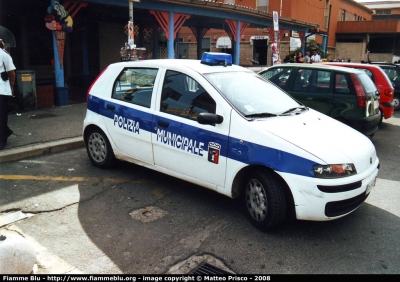 Fiat Punto II serie
Polizia Municipale
Pomezia
Parole chiave: fiat punto_IIserie 