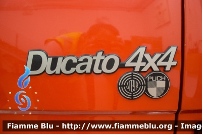 Fiat Ducato 4x4 I serie restyle
Vigili del Fuoco
Unione Distrettuale Bassa Atesina (BZ)
Bezirksverband Unterland
Corpo Volontario di Cortina s. s. d. Vino (BZ)
Freiwillige Feuerwehr Kurting a. d. Weinstrabe
VF 04VBZ
Parole chiave: Fiat Ducato_4x4_Iserie_restyle VF04VBZ