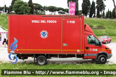 Iveco Daily III serie
Vigili del Fuoco
Comando Provinciale di Roma
Nucleo NBCR
VF 22867
Parole chiave: Iveco Daily_IIIserie VF22867